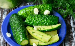 Comment conserver les concombres légèrement salés après le salage pour qu'ils ne se détériorent pas et ne deviennent pas trop salés