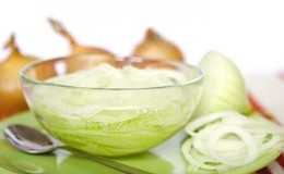 Le sucre et les oignons protègent le rhume des enfants: les recettes les plus efficaces contre la toux