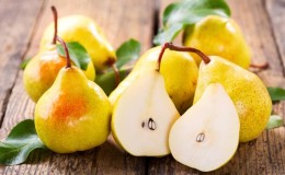 La composition chimique d'une poire, sa teneur en calories et ses avantages et ses inconvénients pour la santé