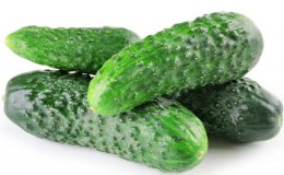 Concombres marinés 