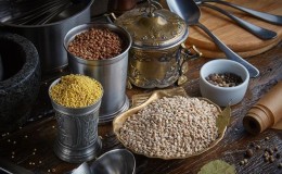 Analyse comparative du sarrasin et de l'orge perlé: quelle céréale est la plus saine, laquelle est la plus nutritive