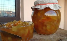 Recettes délicieuses et simples de confiture de melon et de pomme