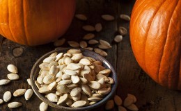 Comment sécher les graines de citrouille à la maison: choisissez le meilleur moyen et suivez les instructions