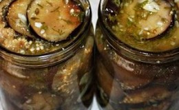 Comme il est facile mais très savoureux de préparer des aubergines pour l'hiver