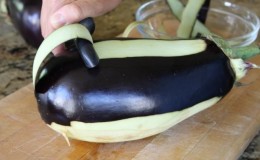 Dois-je éplucher les aubergines et comment le faire correctement