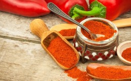 Poivron rouge et paprika: en quoi ils diffèrent l'un de l'autre