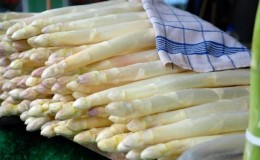 Qu'est-ce que l'asperge blanche et pourquoi est-elle de cette couleur