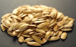 Comment faire pousser un concombre pour les graines et collecter correctement les graines: instructions étape par étape