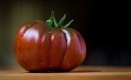 Tomate «Mikado» appréciée des résidents d'été avec une riche palette de sous-espèces et une forte immunité - nous cultivons nous-mêmes sans tracas