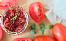 Comment faire des tomates séchées de vos propres mains: une sélection des meilleures façons de récolter des tomates à la maison