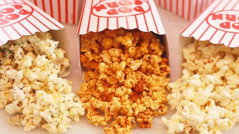Quel type de maïs est nécessaire pour le pop-corn: choisissez la bonne variété, traitez les grains et faites-les cuire à la maison