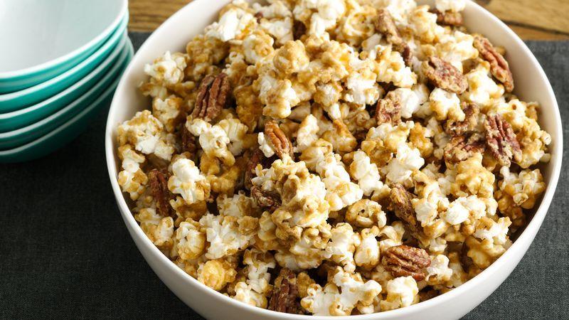 Quel type de maïs est nécessaire pour le pop-corn: choisissez la bonne variété, traitez les grains et faites-les cuire à la maison