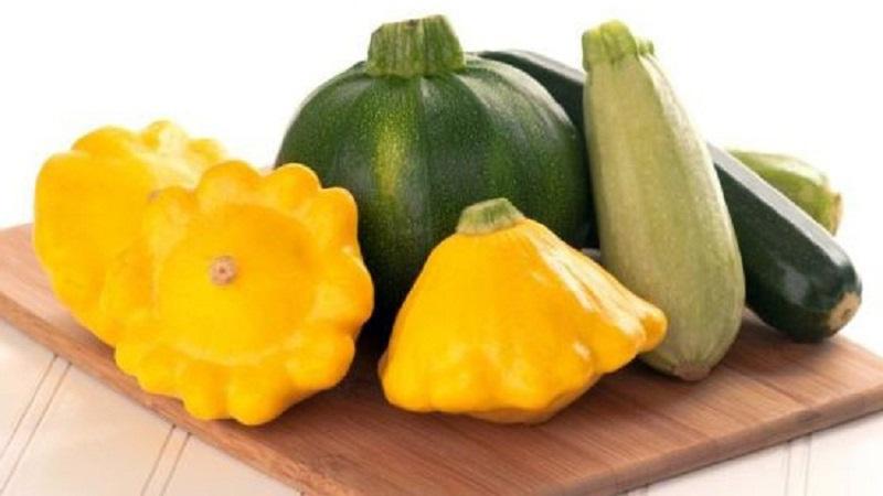 Quelle est la différence entre les courgettes et les courges: la différence d'aspect, de goût et d'autres paramètres