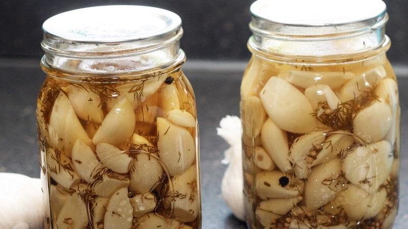 Comment conserver l'ail pour l'hiver est savoureux et simple?