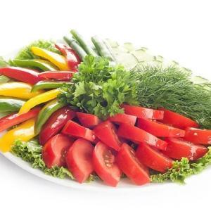 Capricieuse à entretenir, mais appréciée des résidents d'été, la tomate Pink Flamingo: caractéristiques et description de la variété