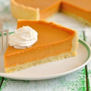 Citrouille Hokkaido rouge-orange avec une saveur de noisette et riche en vitamines et en fibres