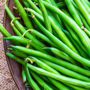 Quelle est la différence entre les asperges et les haricots verts: photos de légumineuses et la différence entre elles