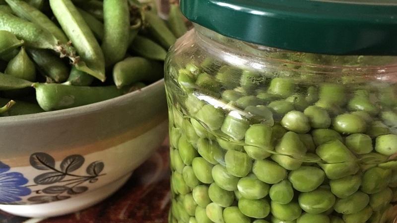 Comment faire cuire des pois verts à la maison pour l'hiver: les meilleures recettes et des conseils utiles