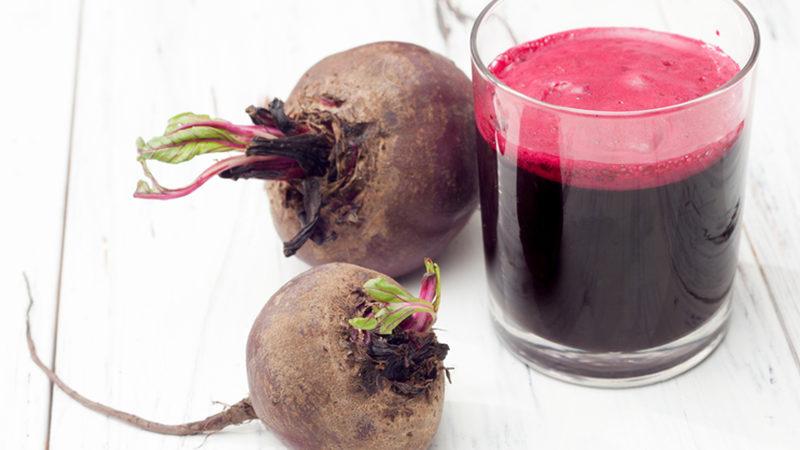 Comment utiliser les betteraves pour les maux de gorge: une recette pour se gargariser, compresses et inhalations