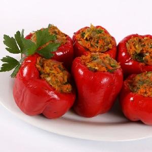 Comment congeler les poivrons pour l'hiver pour la farce: instructions pour préparer une préparation savoureuse et saine