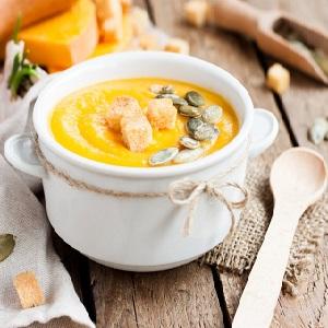 Est-il possible de manger de la citrouille pour la gastrite: nous étudions les contre-indications et cuisinons selon les recettes diététiques les plus délicieuses