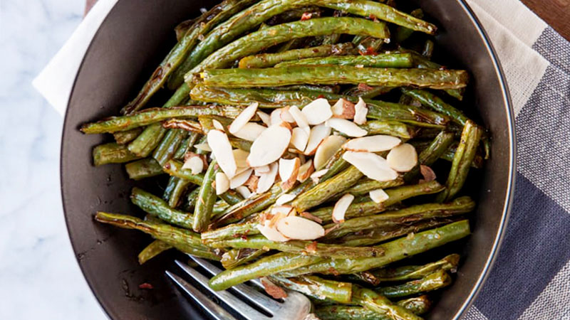 Se préparer pour l'hiver: comment congeler les haricots, préserver les propriétés bénéfiques et quoi en faire cuire plus tard