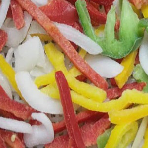 Comment congeler les poivrons pour l'hiver: faire des préparations saines pour de délicieux plats