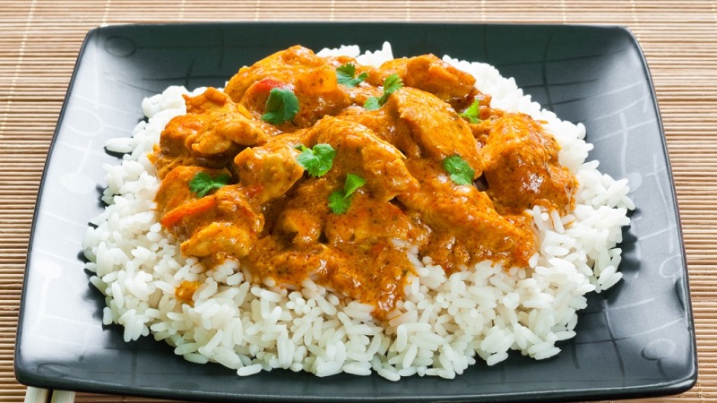 Comment le riz basmati est différent du riz ordinaire