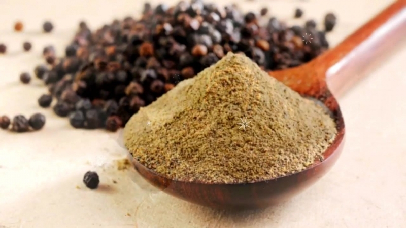 Comment les pois de la Jamaïque poussent dans un environnement naturel et comment le cultiver à la maison