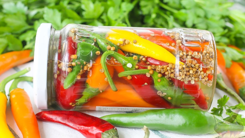 Comment faire cuire des poivrons marinés au miel pour l'hiver: les recettes les plus délicieuses qui ont fait leurs preuves