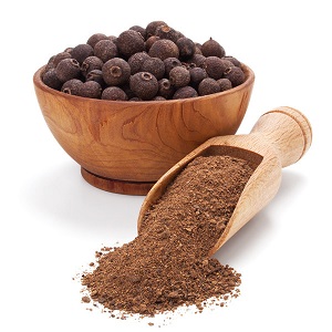 Le piment de la Jamaïque et le poivre noir sont-ils la même chose ou non?