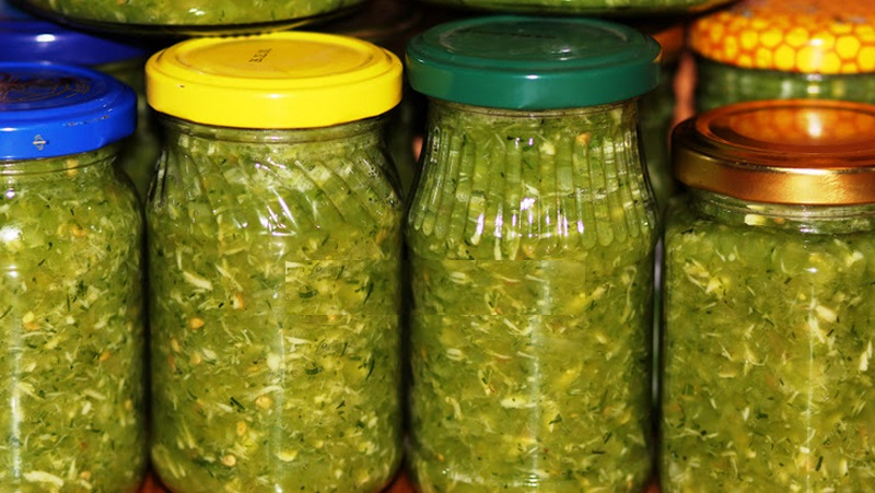 Comment cuisiner les tomates vertes les plus délicieuses pour l'hiver: une sélection des meilleures recettes