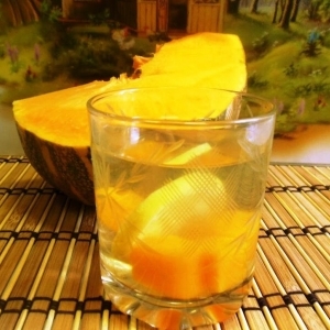 Comment cuisiner une compote de citrouille délicieuse et saine: les meilleures recettes et astuces pour faire des rotations pour l'hiver