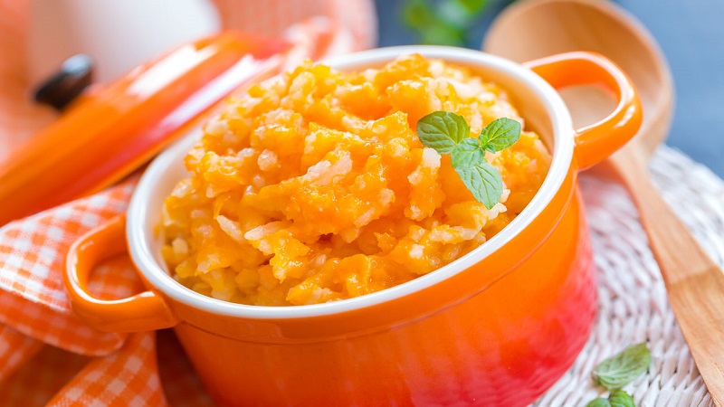 Comment utiliser la citrouille à des fins médicinales pour les ulcères d'estomac?