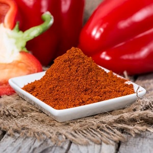 Poivron rouge et paprika: en quoi ils diffèrent l'un de l'autre