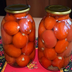 Comme il est délicieux et inhabituel de préparer des tomates roses pour l'hiver - une sélection des meilleures recettes
