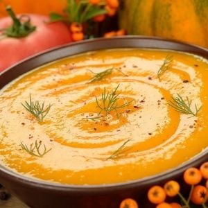 Une variété avec un arôme de melon et un rendement élevé - une femme russe citrouille et les secrets de sa culture