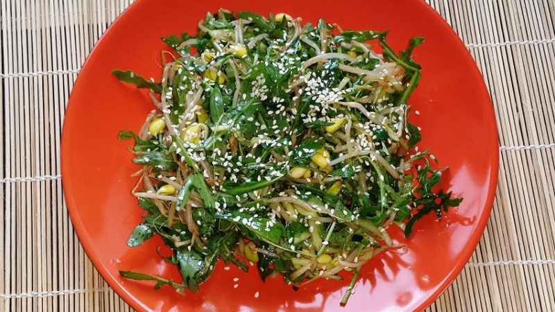 Pousses de citrouille pour les semis et manger à la maison: comment faire germer les graines de citrouille et les conserver longtemps