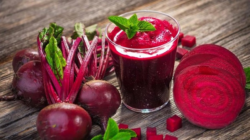 Pourquoi le jus de betterave est-il utile: préparez vous-même une boisson curative et buvez-la correctement