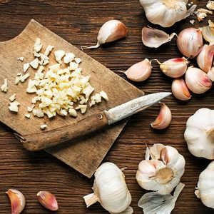 Que se passe-t-il si vous mangez de l'ail tous les jours et combien en utiliser pour ne pas nuire à votre santé