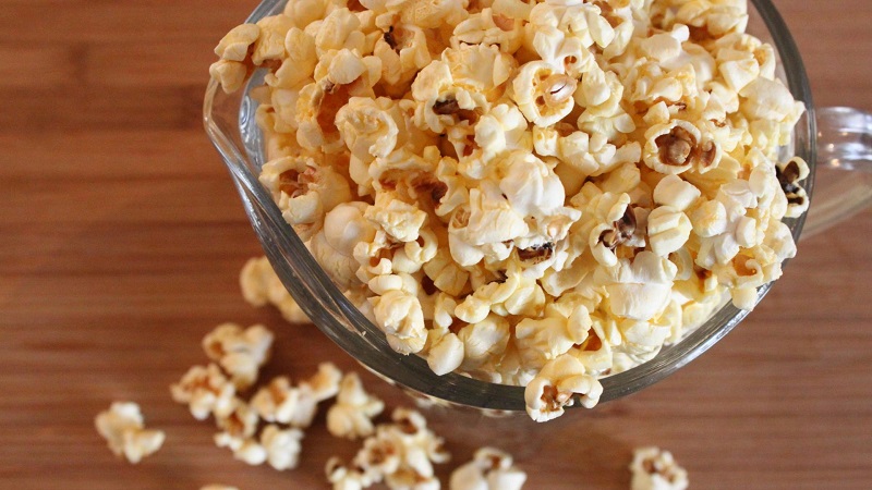 Est-il possible de manger du maïs bouilli pour la pancréatite: les avantages et les inconvénients et les règles d'utilisation