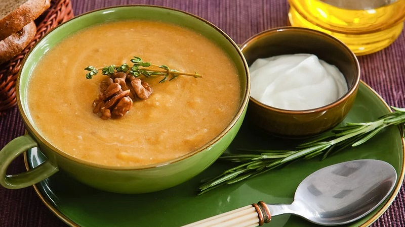 Est-il possible de congeler une citrouille tout en conservant le maximum de propriétés utiles: nous étudierons toutes les options possibles et choisirons la meilleure