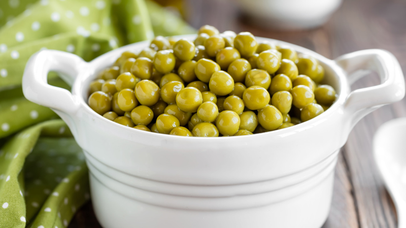 Une sélection des meilleures recettes de pois marinés pour l'hiver sans stérilisation: secrets de cuisine de ménagères expérimentées