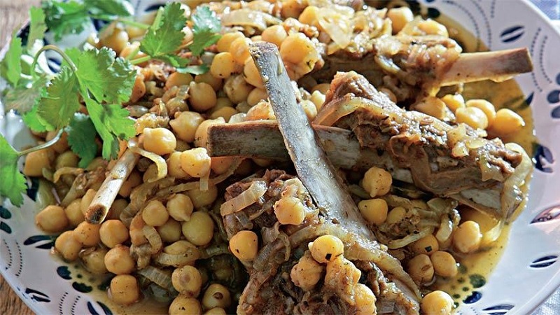 Réservoir copieux et savoureux de vitamines: pois chiches, les secrets de son utilisation en cuisine, cosmétologie et médecine populaire