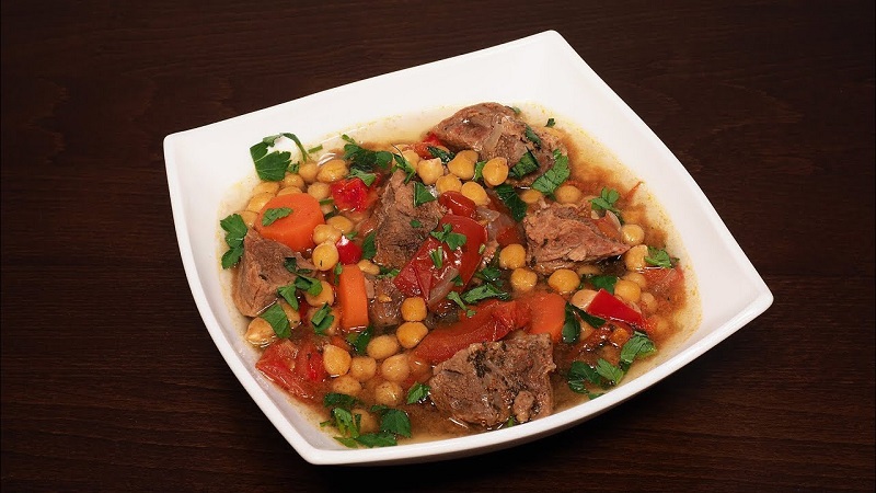 Réservoir copieux et savoureux de vitamines: pois chiches, les secrets de son utilisation en cuisine, cosmétologie et médecine populaire