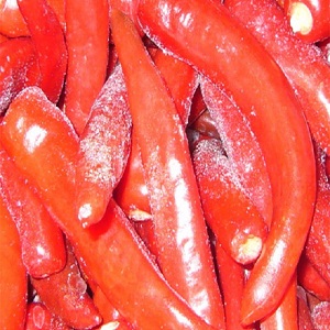 Comment garder les piments forts pour l'hiver à la maison congelés, séchés ou en conserve