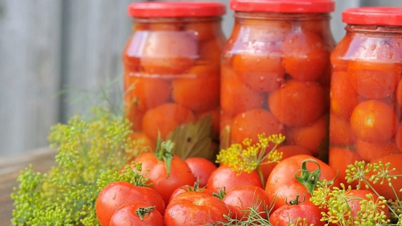 Comment cuisiner de délicieuses tomates en conserve pour l'hiver dans des pots d'un litre: une sélection des meilleures recettes