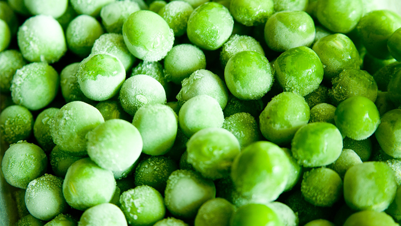 Les blancs les plus simples: comment congeler des pois verts à la maison pour l'hiver et quoi en faire cuire plus tard