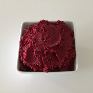 Sous quelle forme et comment congeler les betteraves pour l'hiver au congélateur: règles générales et conseils utiles