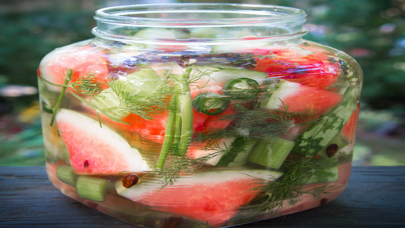 Comment préparer de délicieuses pastèques avec de l'aspirine pour l'hiver dans des bocaux